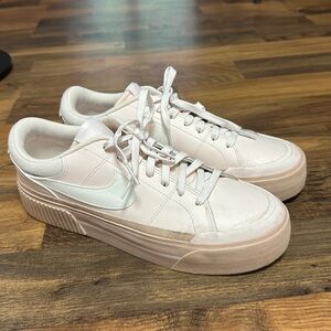 Nike Court Legacy Lift